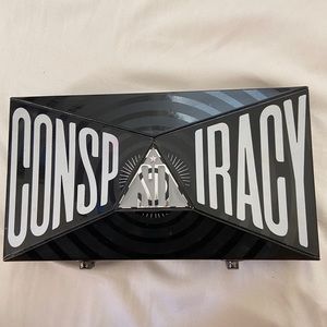 Conspiracy Palette